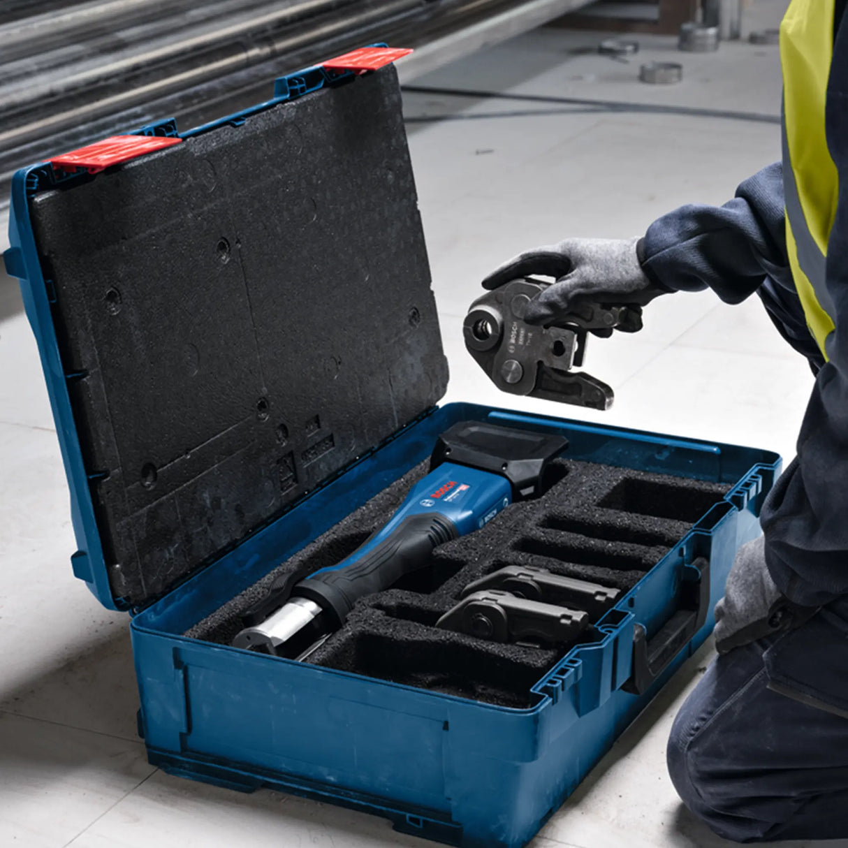 Pressatrice Bosch GPT 18V-32 M 18V