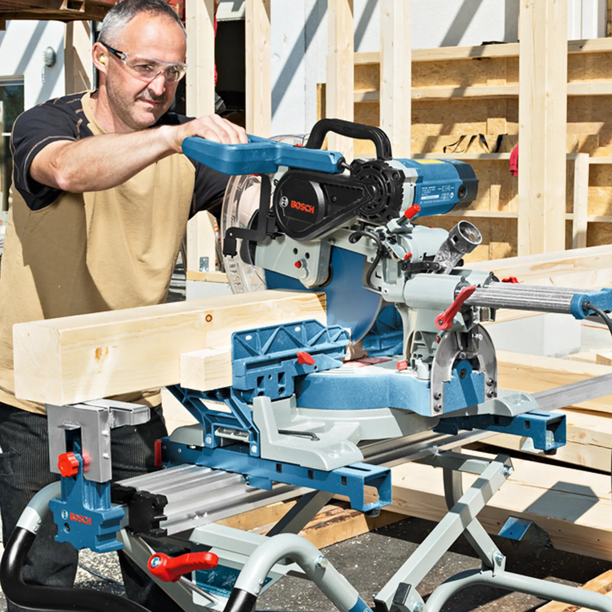 Radial cutting machine Bosch GCM 12 SDE