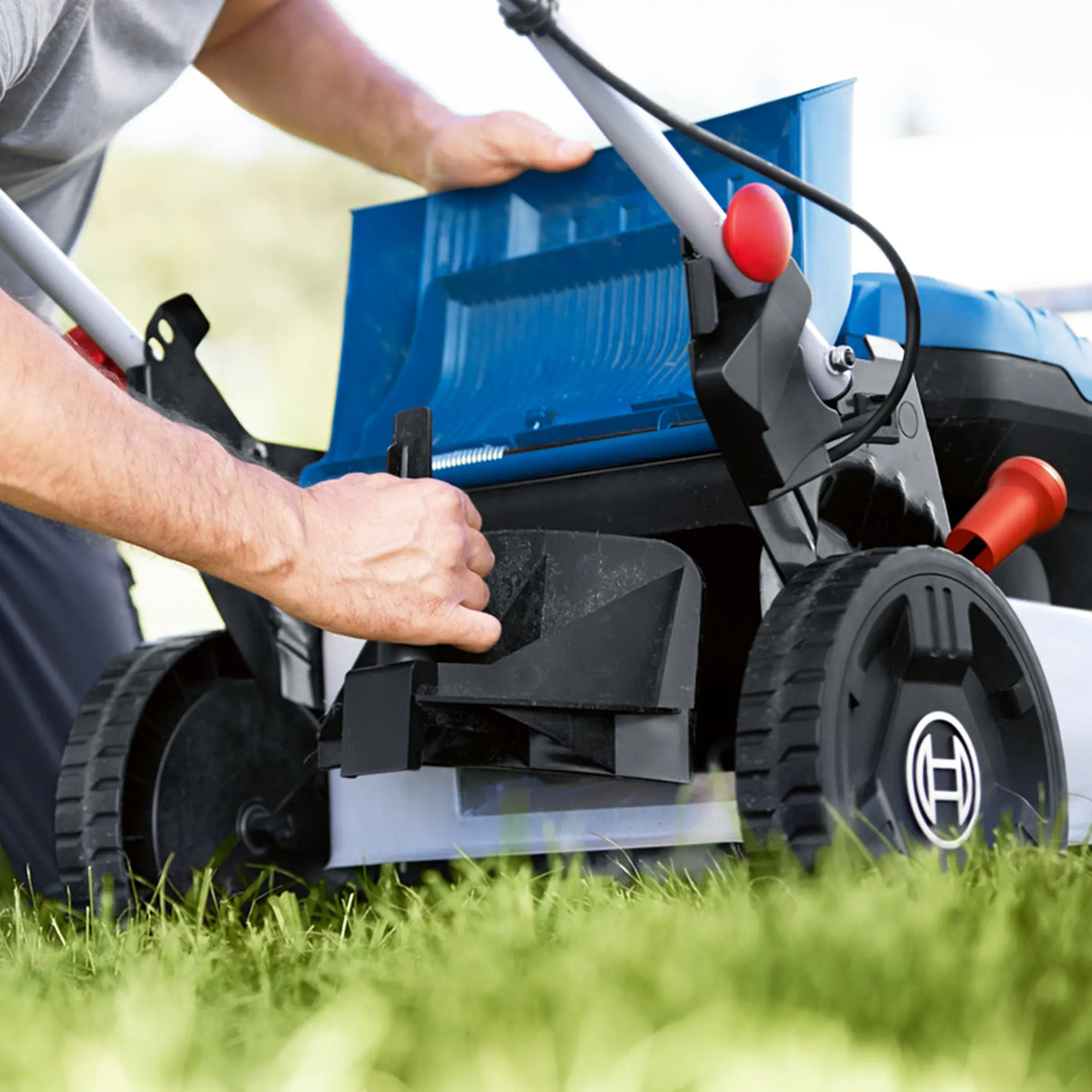 Rasaerba a batteria Bosch GRA 18V2-46