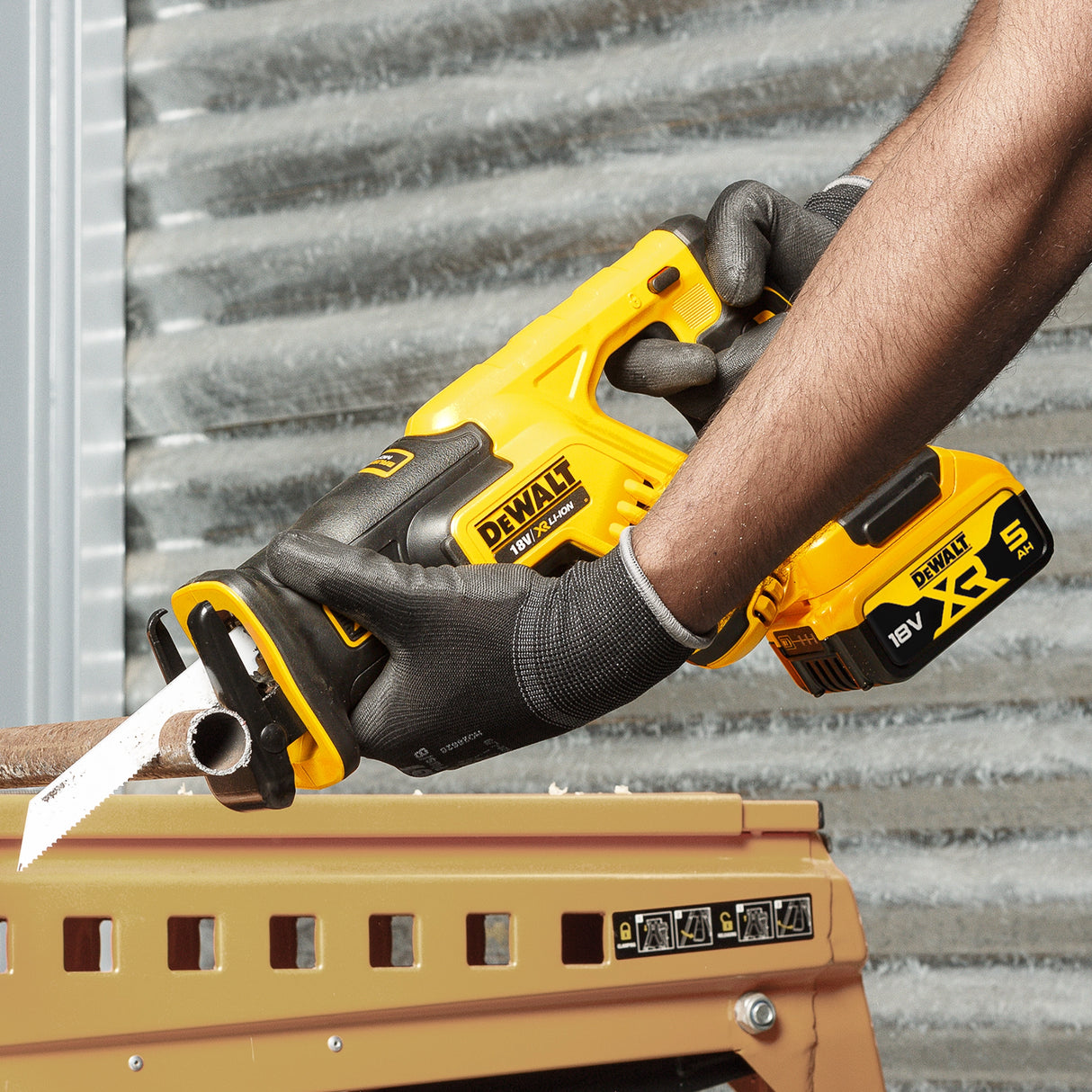 Seghetto Diritto Dewalt DCS367NT-XJ 18V