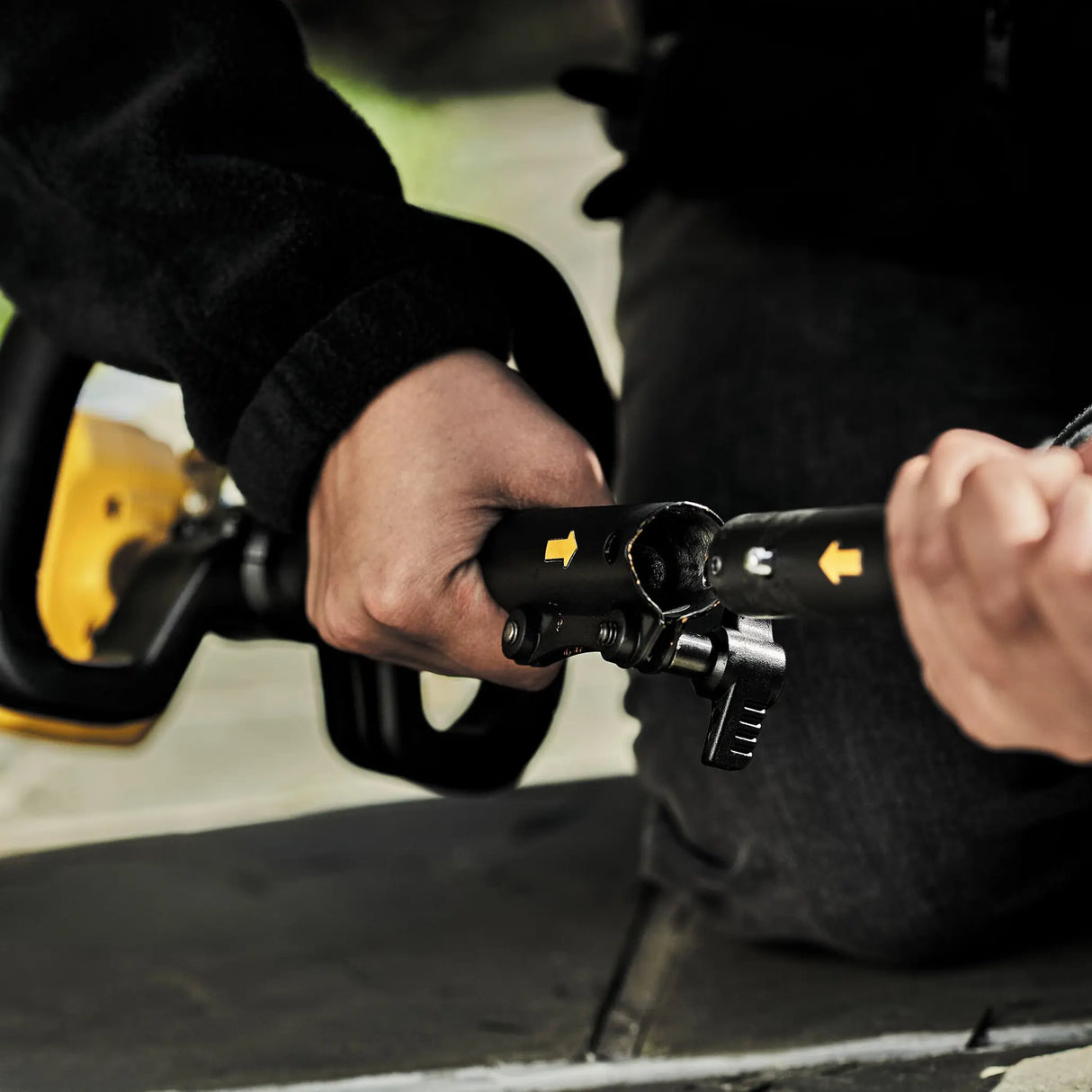 Decespugliatore Dewalt DCMAS5713X1-QW 54V 9Ah