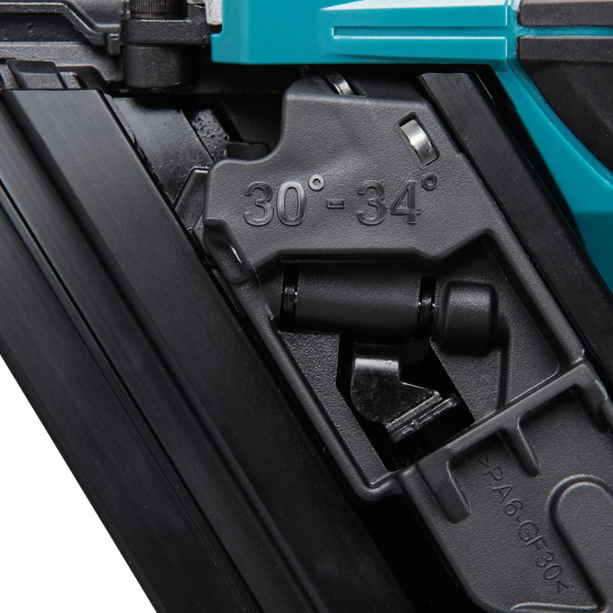 Chiodatrice pneumatica Makita DBN900ZK 18V