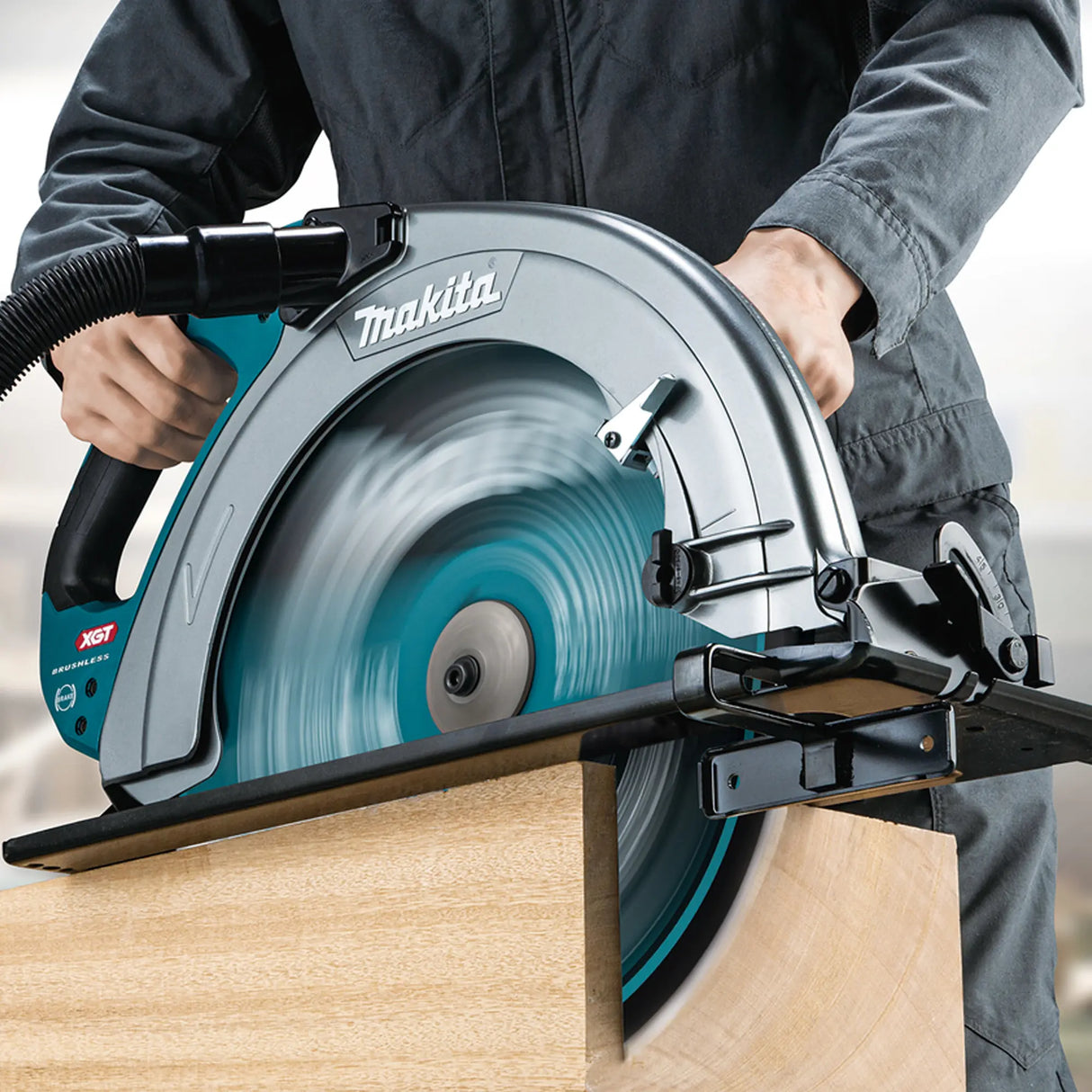 Sega Circolare Makita HS013GZ 40V