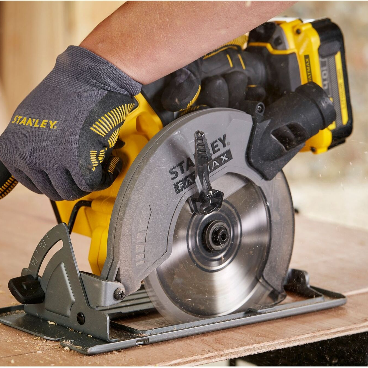SFMCS500B-XJ - Circular Saw Stanley FatMax SFMCS500B 18V - Image 3