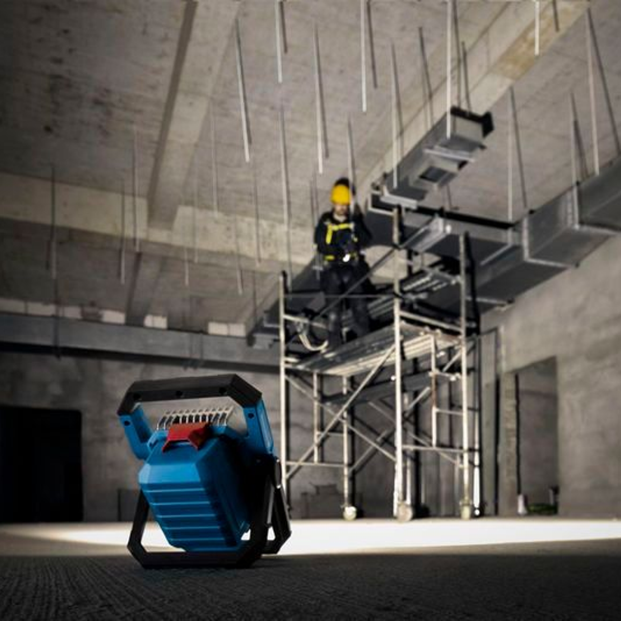 06014A8100 - Construction site light Bosch GLI18V-3000 PRO 18V - Image 21