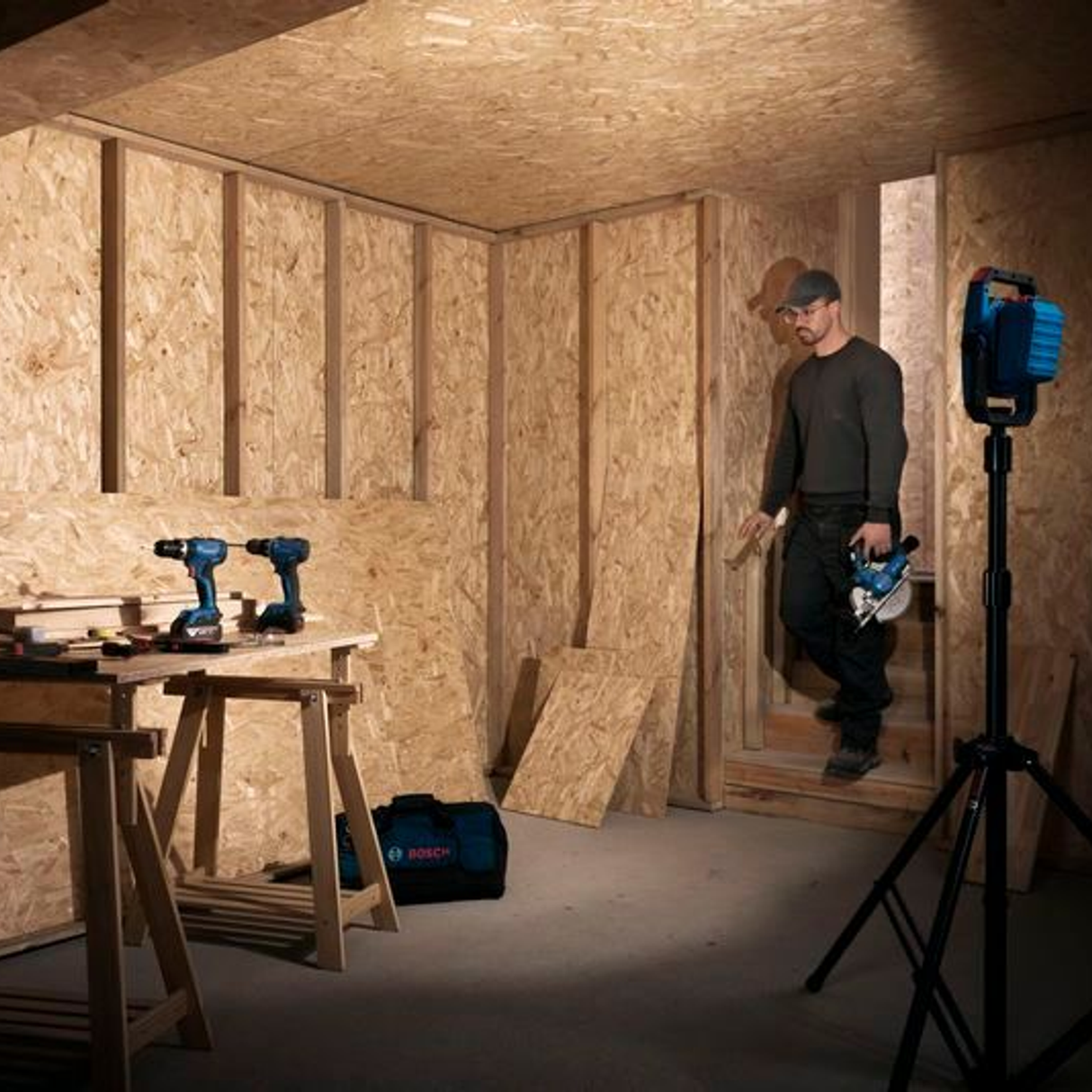 06014A8100 - Construction site light Bosch GLI18V-3000 PRO 18V - Image 22
