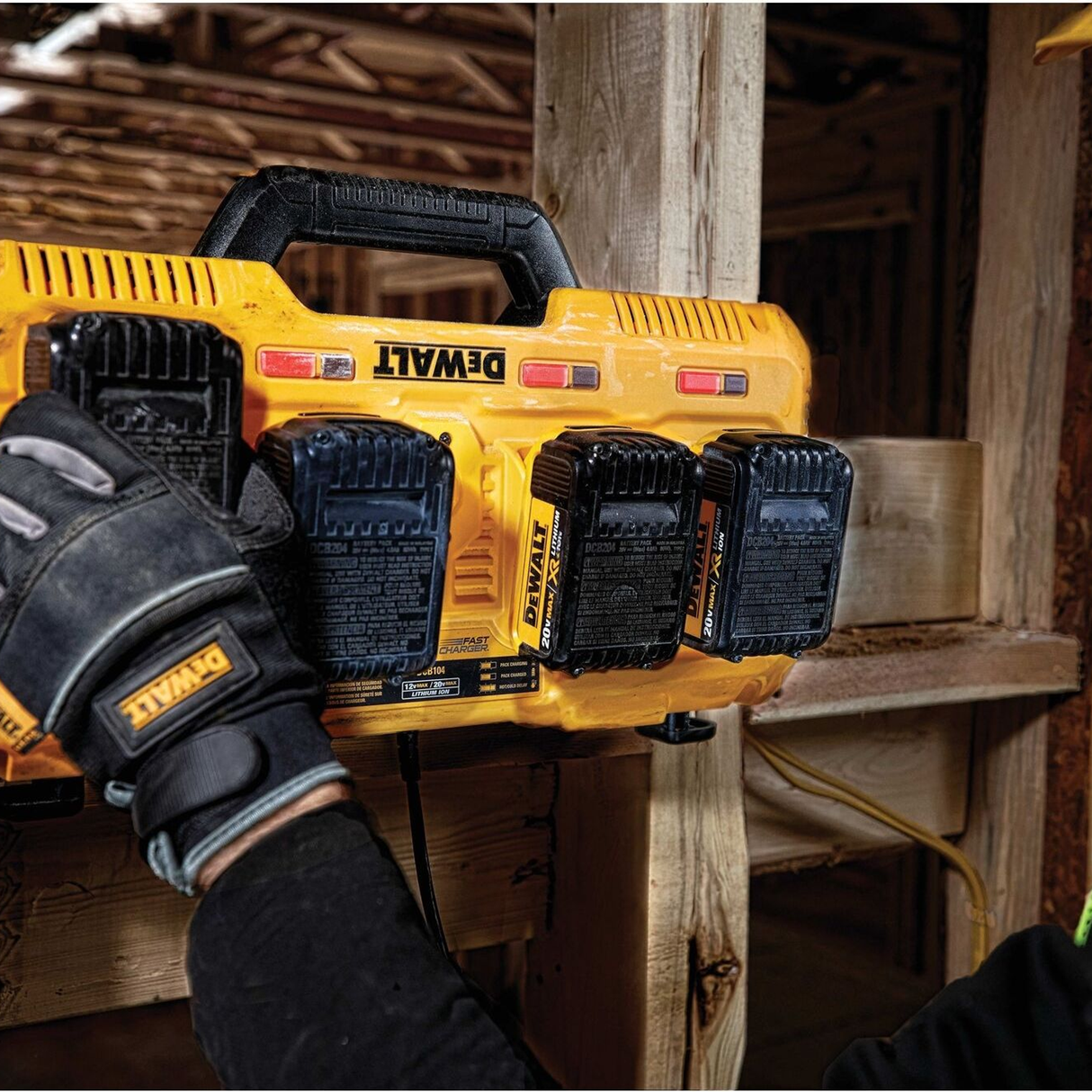DCB104-QW - Battery Charger Dewalt DCB104-QW 8Ah - Image 7