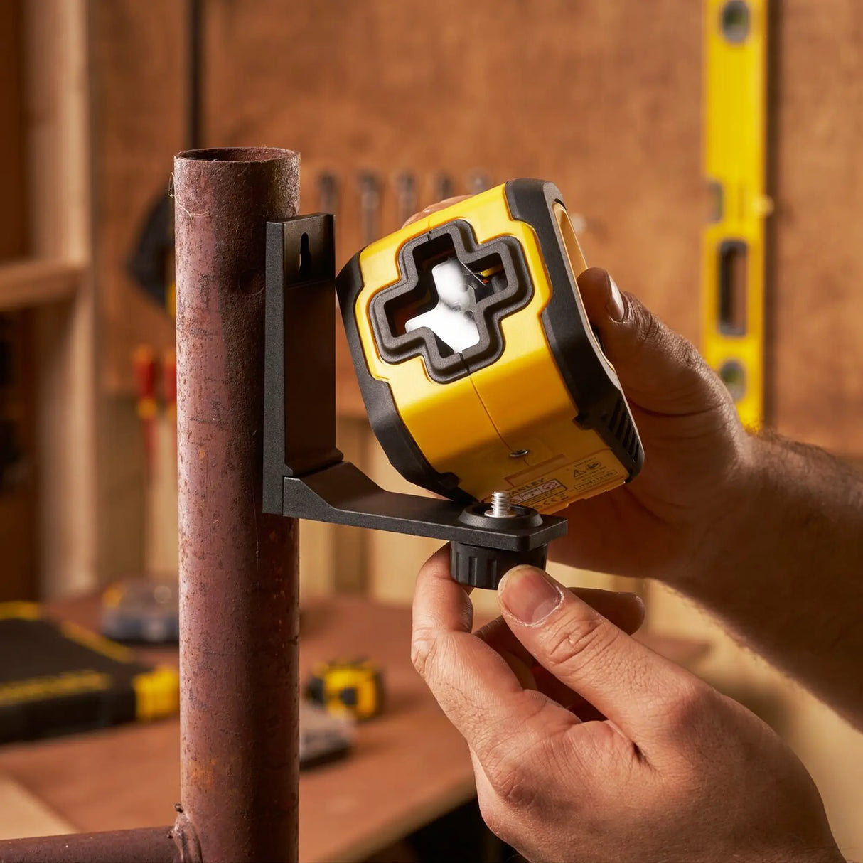 Livella Laser a Croce Stanley STHT77611-0