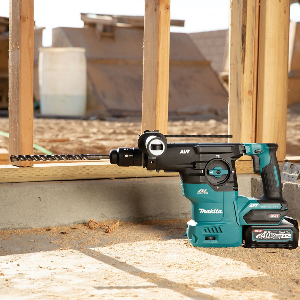 HR009GM202 - Hammer Drill Makita HR009GM202 40V - Image 20
