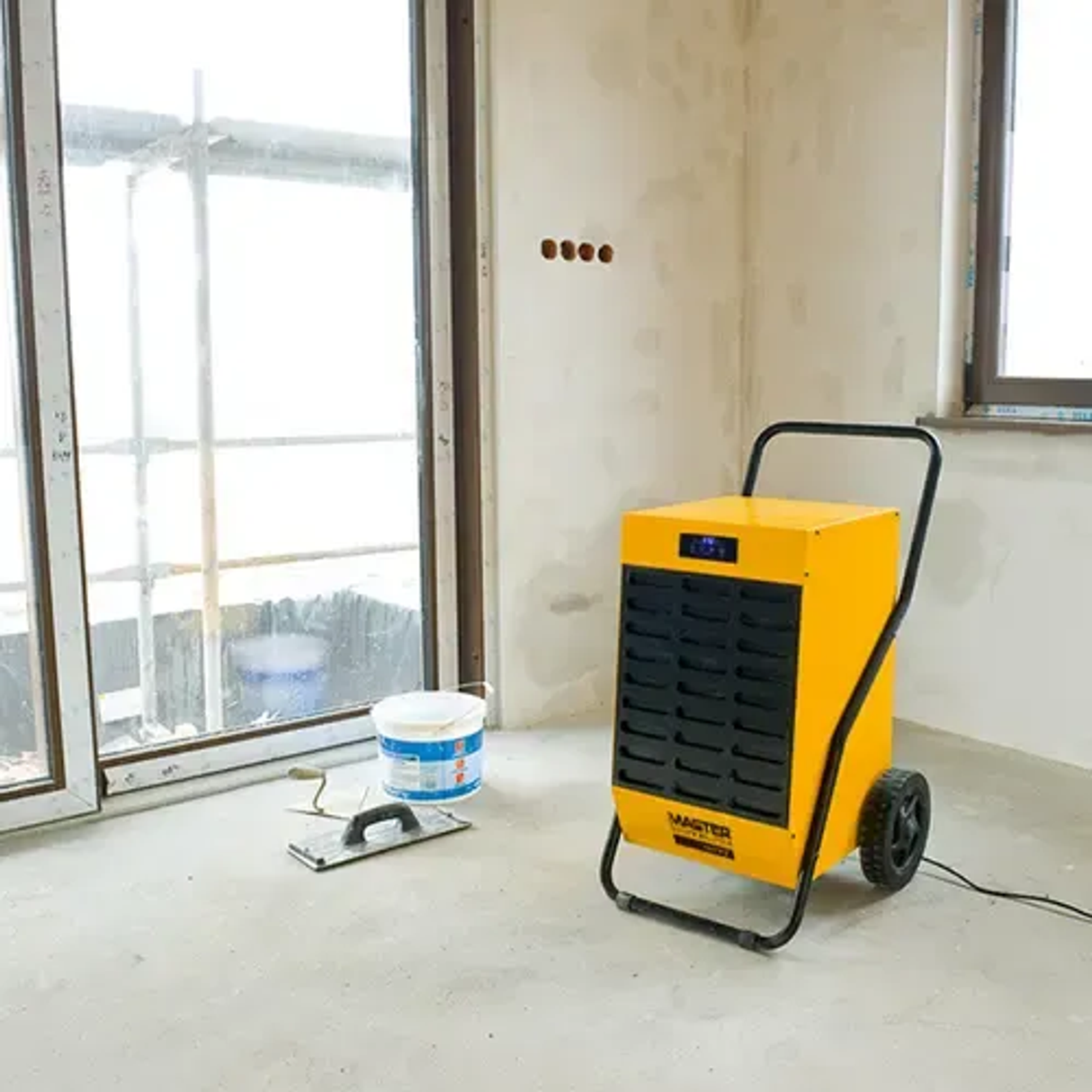 4140580 - Master DH 26 520W Condensing Dehumidifier - Image 4