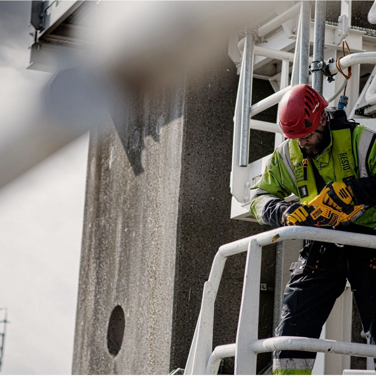 Sega Universale Dewalt DCS367H2T-QW 18V 5Ah