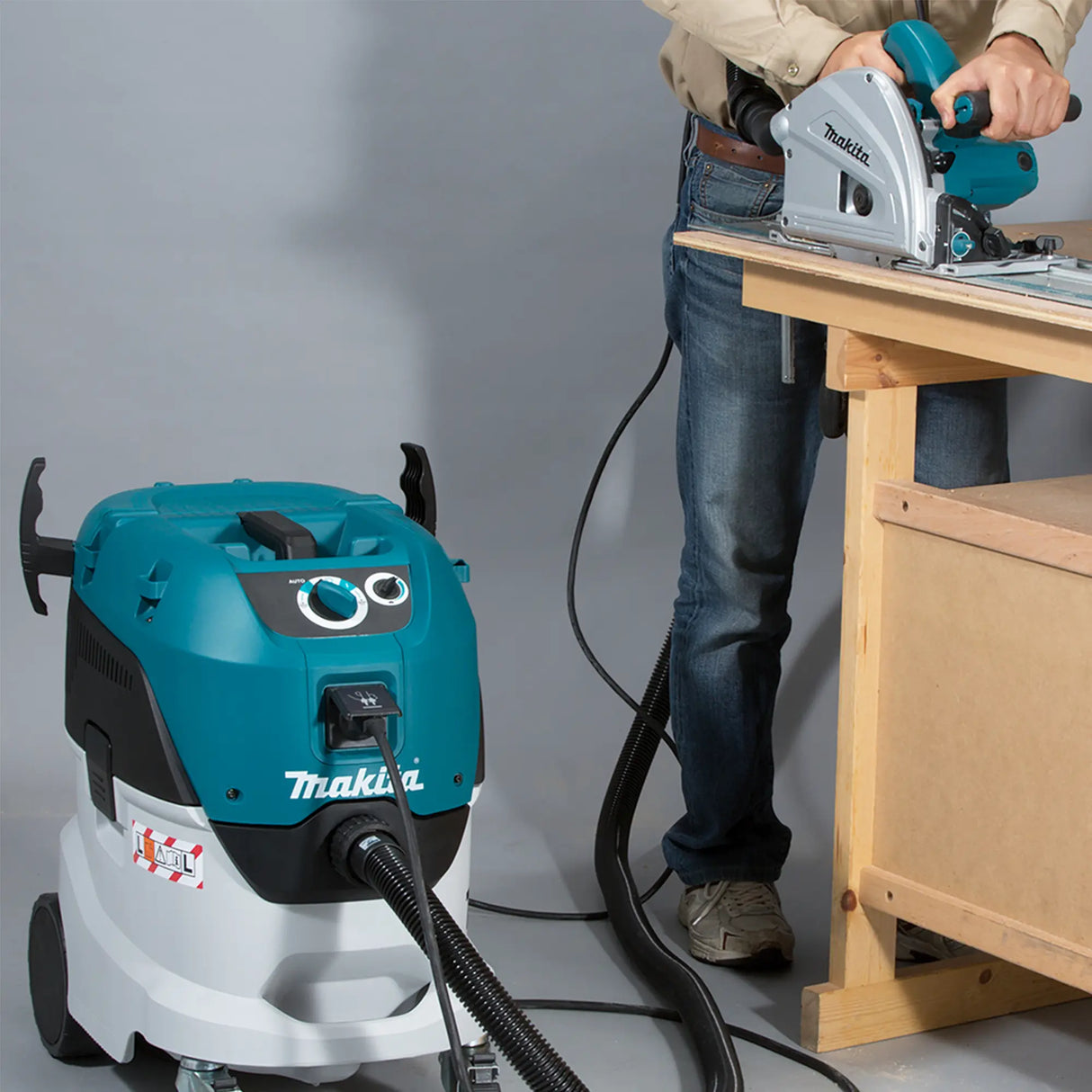 Aspirapolvere Makita VC4210LX 1200W