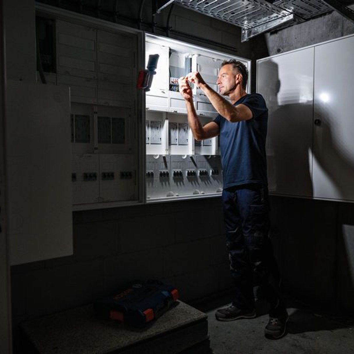 0601443600 - Construction site lighthouse Bosch THE 18V-800 PRO 18V - Image 24